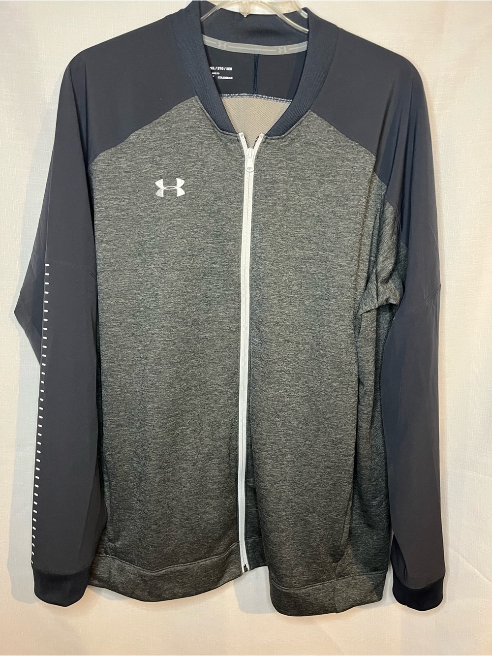 Under Armour Men's Gray and Charcoal Performance Full-Zip Jacket